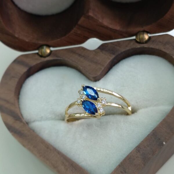 Anel formatura feminino em ouro 18k