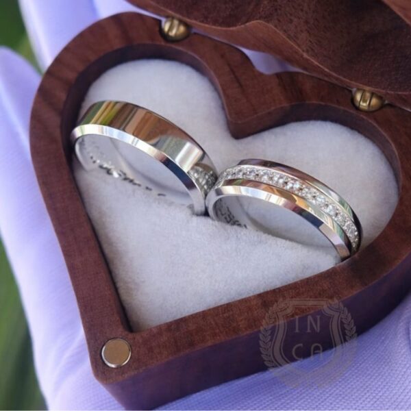 Par de alianças em prata 925