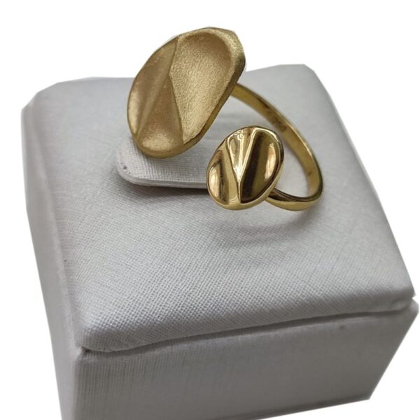 Anel Lumina em ouro 18k/750