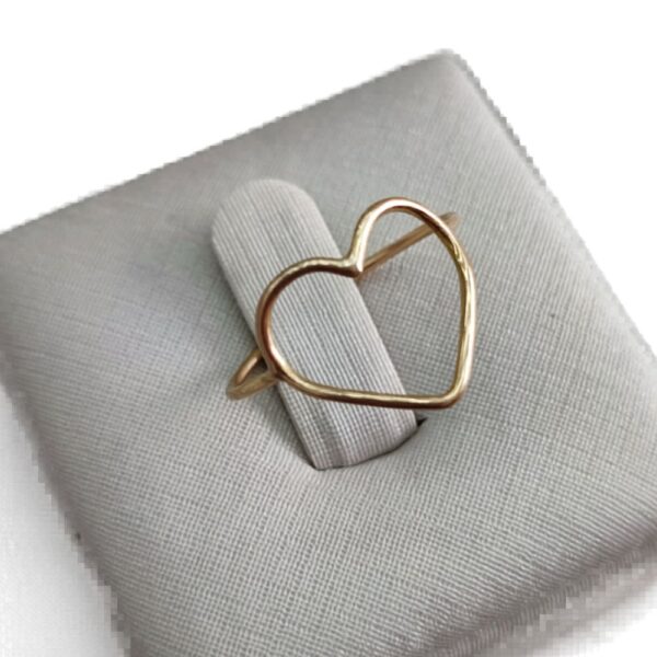 Anel Coração Vazado em ouro 18k/750