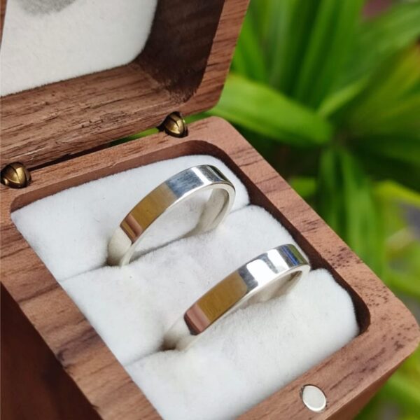 Par de alianças em prata 925